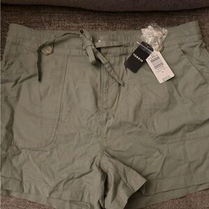 Torrid Olive Green Women's Cargo Shorts